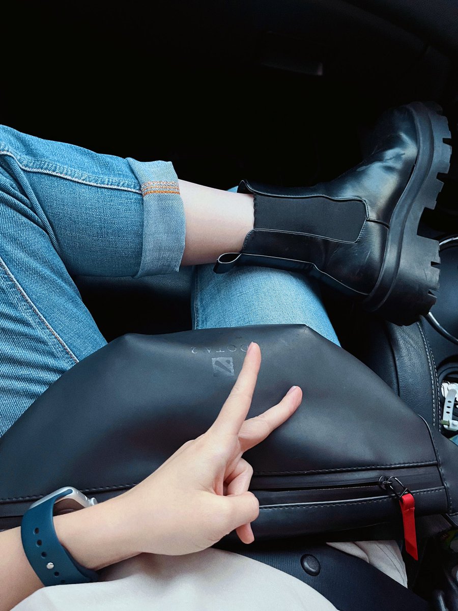 Noira — 🌊🦊 tweet media