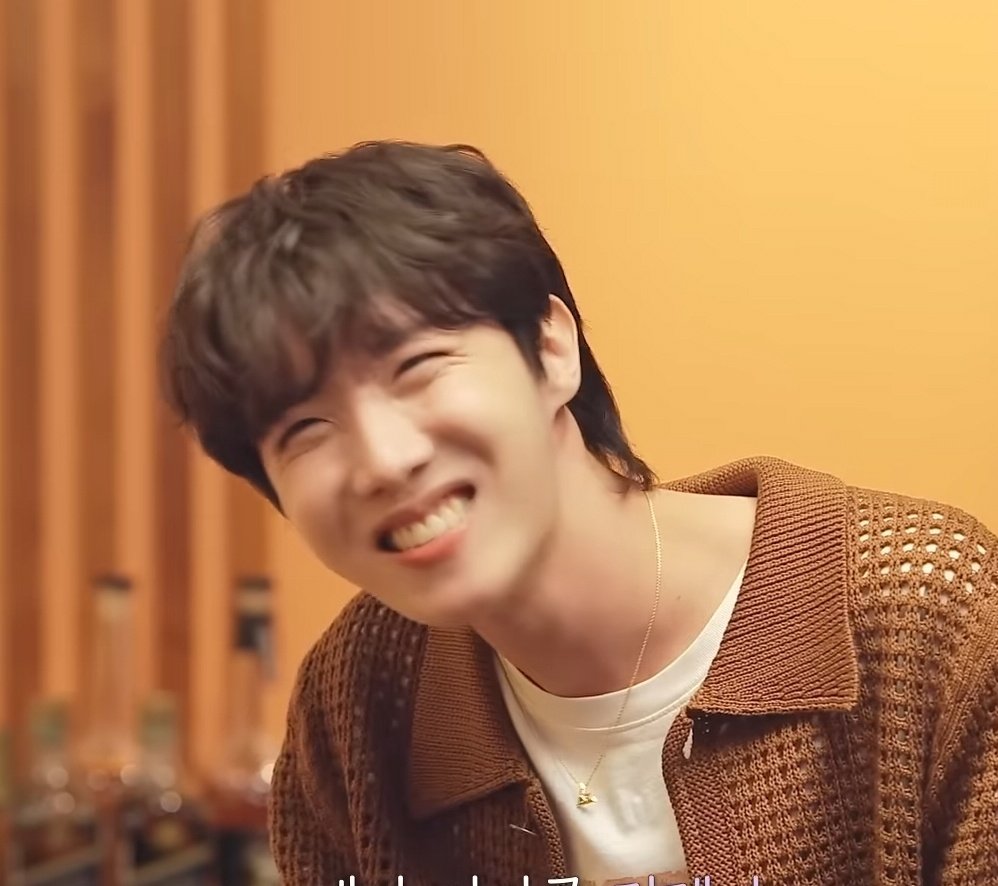 the_octet_rule's tweet photo. 어쩜 이렇게 입이 하트지ㅋㅋㅋ 망이 그 잡채ㅋㅋㅋㅋㅋㅋㅋㅋㅋ 호바 ㅠㅠ https://t.co/FTNfzUicd7