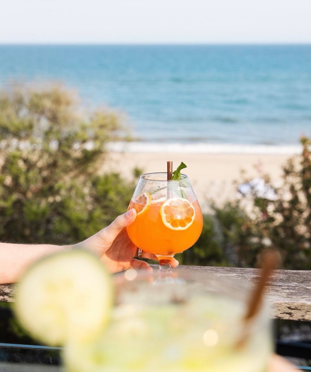 DiscoverLINY's tweet photo. Weekend at Gurney’s @gurneysresorts 🌊🏖️☀️ #discoverlongisland

#discoverli #discoverliny #dli #whereyoubelong #longislandnewyork #longislandny #longisland #liny #longislandlife #thingstodoli #longislandlocal #tourism #travel #montauk #gurneys #gurneysmontauk #mtk #lisummer https://t.co/3jOX0cIPM4