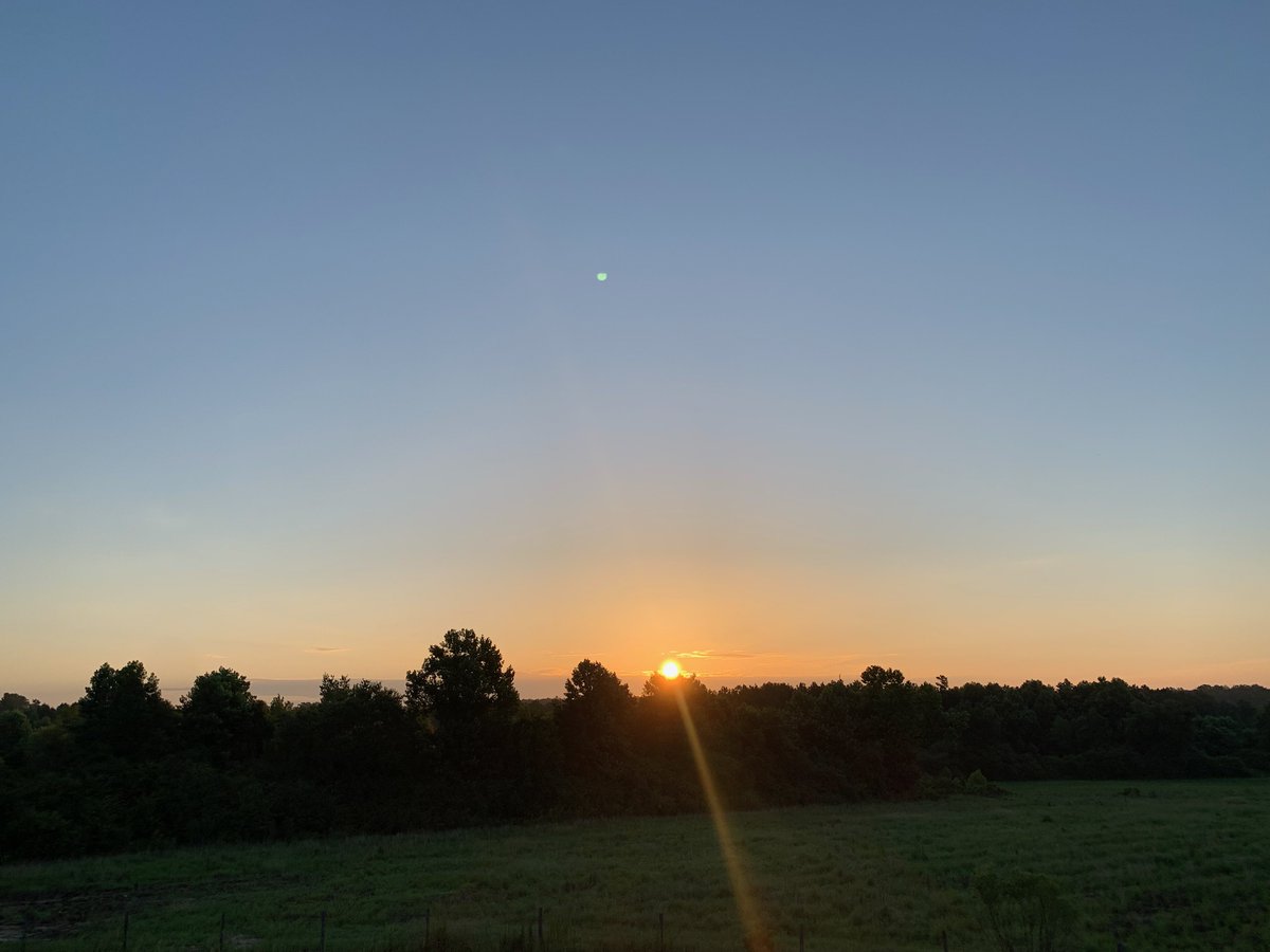 Brthers_Kpr_USA's tweet photo. Good Morning America ☕🥓🌞🇺🇸

🧡 #TeamWYATT 🧡 #GoneButNEVERForgoten

❤️ #SecureOurSchools ❤️

 #USA #Beef #Bacon #SecondDefendsAllOthers #ConcealedCarry #FirearmsInstructor #FirearmsSafety  #SampsonCountySunrise #LetsStartAmericaningBetter #Freedom

#BrothersKeeperUSA 🇺🇲 https://t.co/dxfJfQFs6R