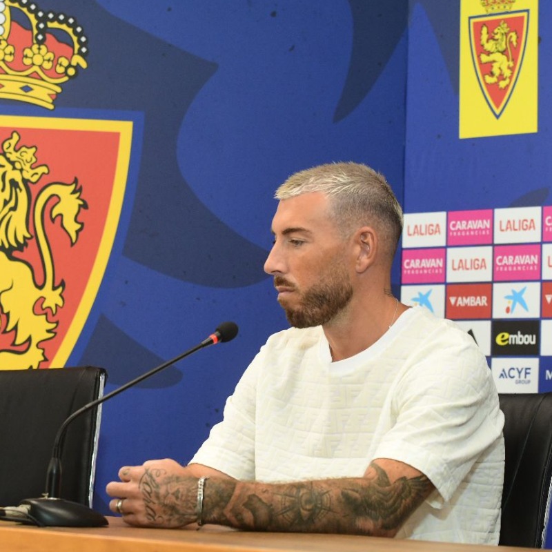 RealZaragoza's tweet photo. ❝Voy a sudar la camiseta en el Real Zaragoza en cada partido. Como siempre he hecho. Con trabajo y humildad❞

🎙️ Sergi Enrich