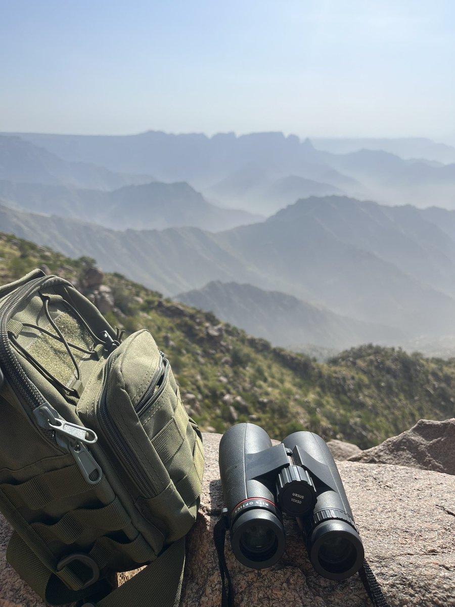 #يوم_الجمعه

اللُهم صلِّ وسلِّم وبارك
على نبِينا مُحمدِ ﷺ ..
ما ذكره الُذاگرونْ 
وما غفل عنه الُغافلُۆن