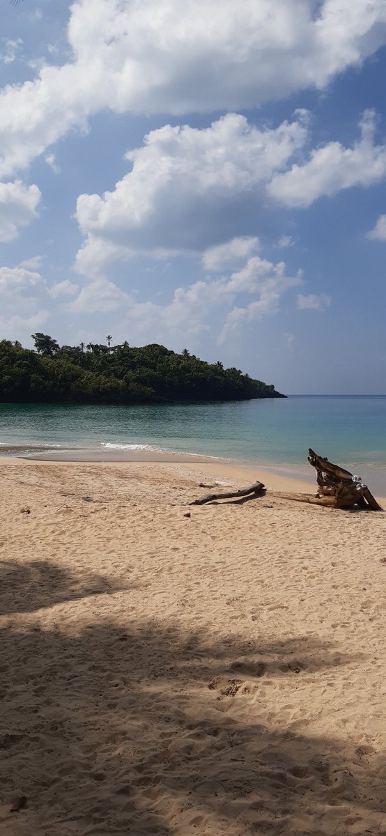 juanrsanchez22's tweet photo. Donde quisiera estar. 
#playa 
#paz https://t.co/Z7w273IlUi