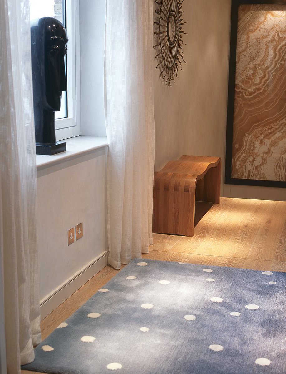 New on the blog - Edison explores all things Dotty!

deirdredyson.com/2023/07/dotty-…

#bespokerugs #bespokedesign #designnotes #customrugdesign