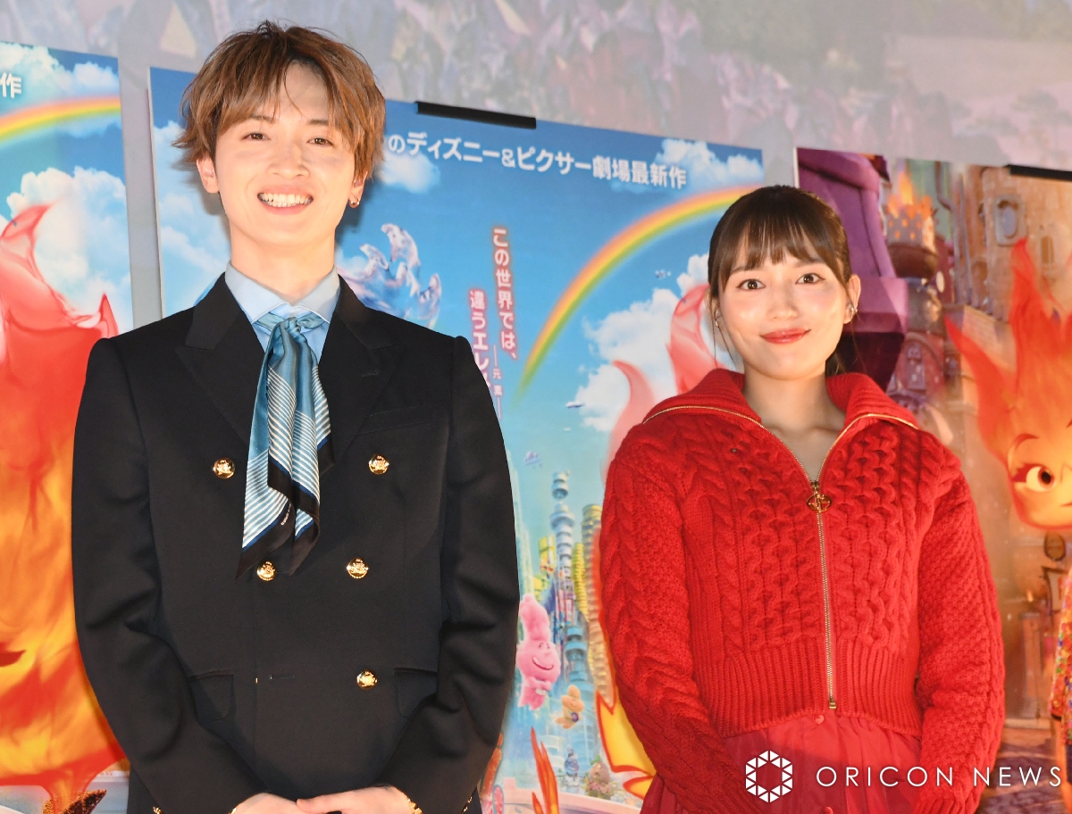 oricon's tweet photo. 川口春奈＆玉森裕太、大阪に登場❗
「ここに来られるのを楽しみにしていた」

機材トラブルでイベント50分遅れの騒動も…
優しい笑顔の神対応に大歓声👏🏻✨
https://t.co/HEaMAqzC2E

#川口春奈 #玉森裕太 #KisMyFt2 #マイ・エレメント #マイエレメント #マイエレ @haruna_staff https://t.co/uWj9RIu62m