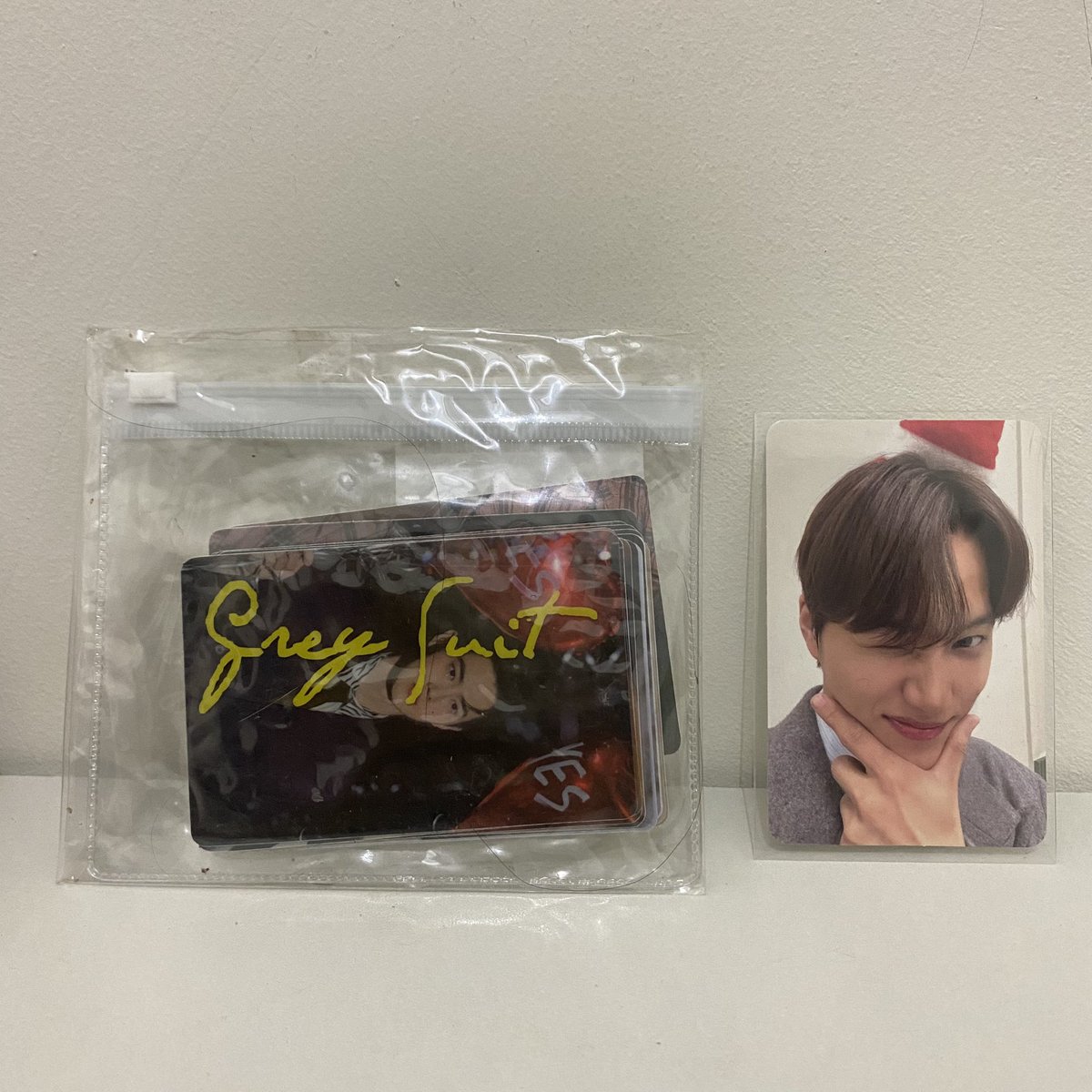 krasivayabbh's tweet photo. 🥳 GIVEAWAY 🥳

Dalam rangka Cream Soda 1st place di mubank &amp; aku mau fansign sama Chen 🤍

• 1 Random Album Pb Exist Sealed
• 1 Sticker Pack Grey Suit 
• 1 Pc Kai Pink Christmas

Tnc : 
• exol ina only
• rt &amp; like
• reply
#CreamSoda1stWin 
#EXO_CreamSoda #EXO

End : TBA https://t.co/1iaS9zg66B