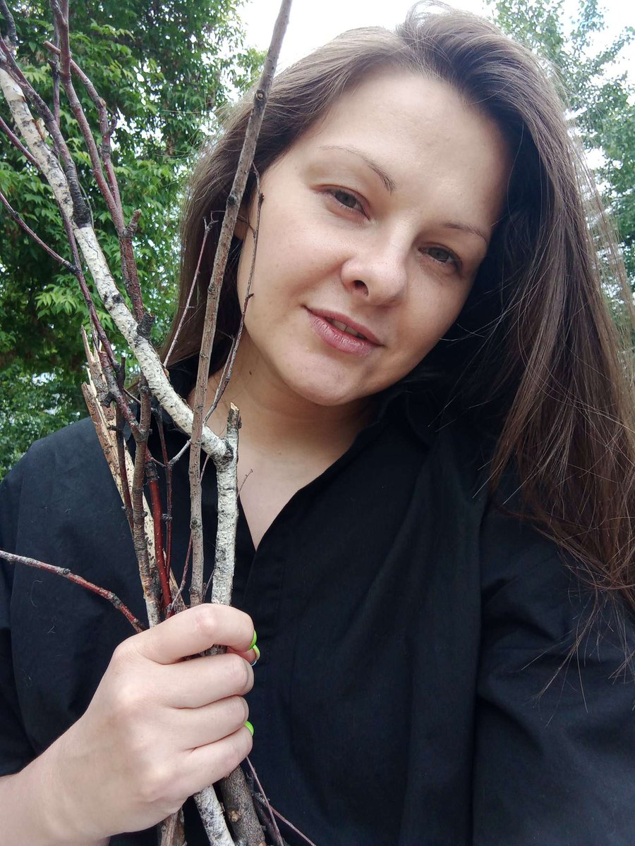 MalinkaMil95865's tweet photo. It's good in the country in summer

#beauty #hottie #brownhaired #brownhairedgirl #summergirl #summergirls #sweetgirl #malinkamila https://t.co/nSeBtbA35O