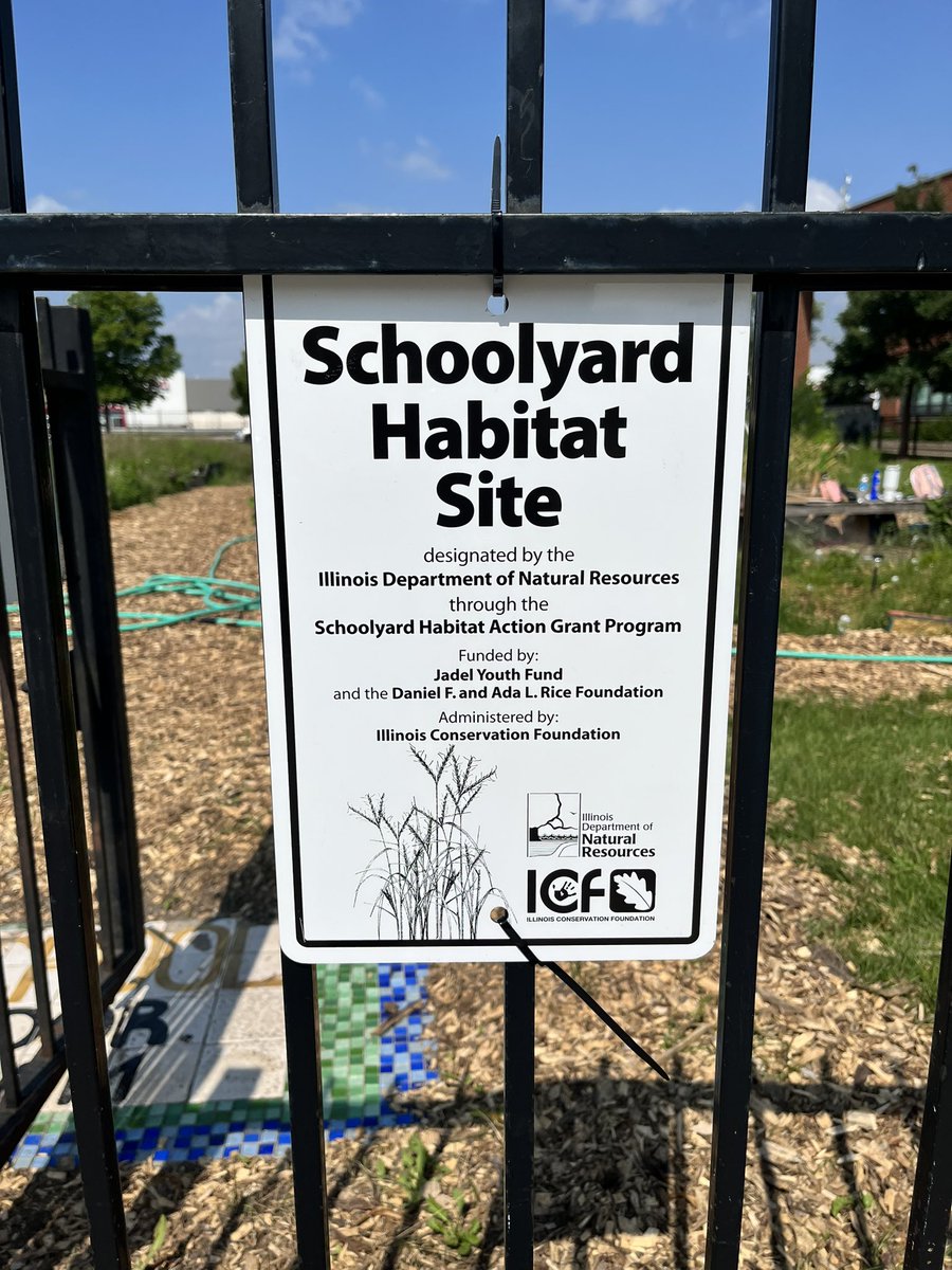 MsWelshNGHS's tweet photo. @NorthGrandHS Garden Club has been hard at work planting a native garden, traditional dye plants, fruit trees, and vegetables. We have also moved a lot of mulch. https://t.co/qolU7hdRBz
