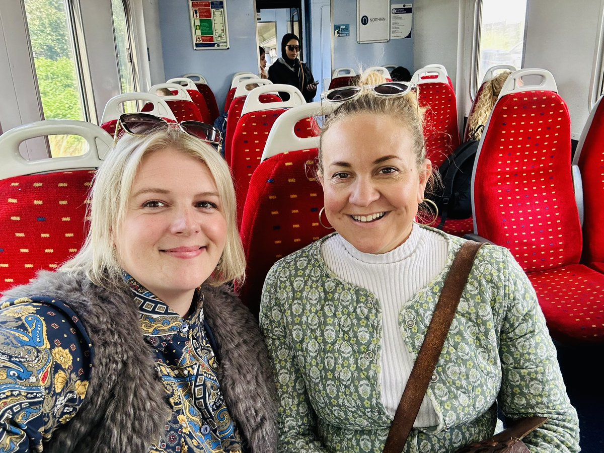 Linzi_BPL's tweet image. #Blackpool we are coming for you!! @ProgrammeRoots (@claraduparc) and I are here in town so if you want a brew let us know. Just under one week until our #communityconversation