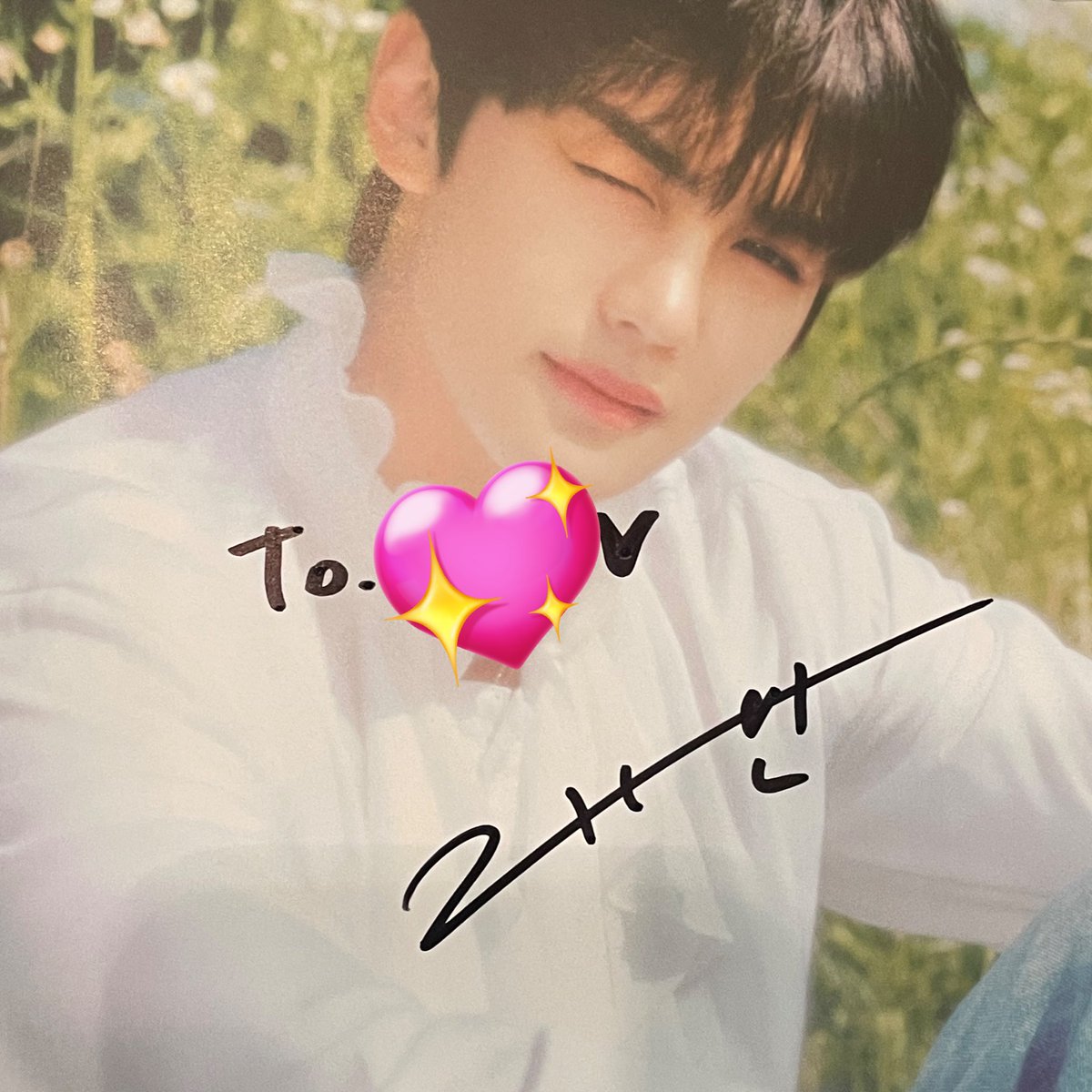 I0320U's tweet photo. 230721 케타포 대면 팬싸 후기 

규빈이한테 유진이랑 나랑 물에 빠지면 둘중에 누구부터 구할거냐고 물어봤는데 그냥 물을 없애버리다고 ㅋㅋㅋㅋㅋㅋㅋㅋㅋㅋㅋ♡ 

#ZEROBASEONE #ZB1 
#제로베이스원 #제베원 https://t.co/e5tVIgmD6A