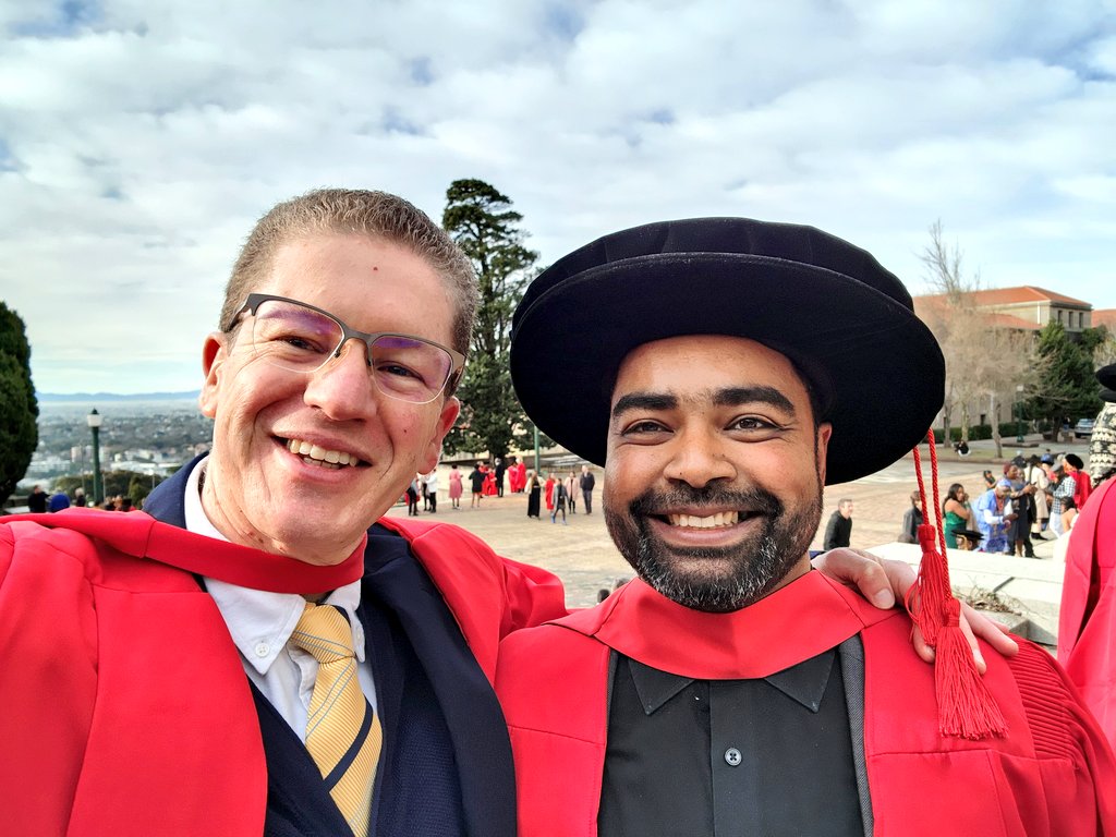 klausvon's tweet photo. #uctgrad #PhD Such a special occasion to celebrate this milestone with dear colleagues and friends 🤩🎓
@ras_tasleem @Traceynaledi @greentlp @KerrinBegg @UCTHealthSci @UCT_news @DeptFCE @WoncaWorld https://t.co/Cz5nZ5lrJr