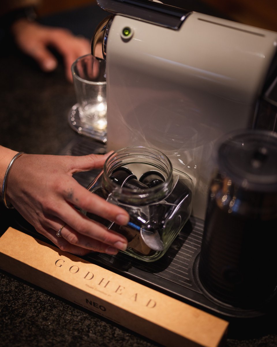 Neo Capsules: Where Coffee Dreams Come True with a simple press of a button 💭 #1 in our Rituals Collection. ☕️ ❤️ ⁠
⁠
#Godheadcoffee #ConnectToWhatMatters⁠