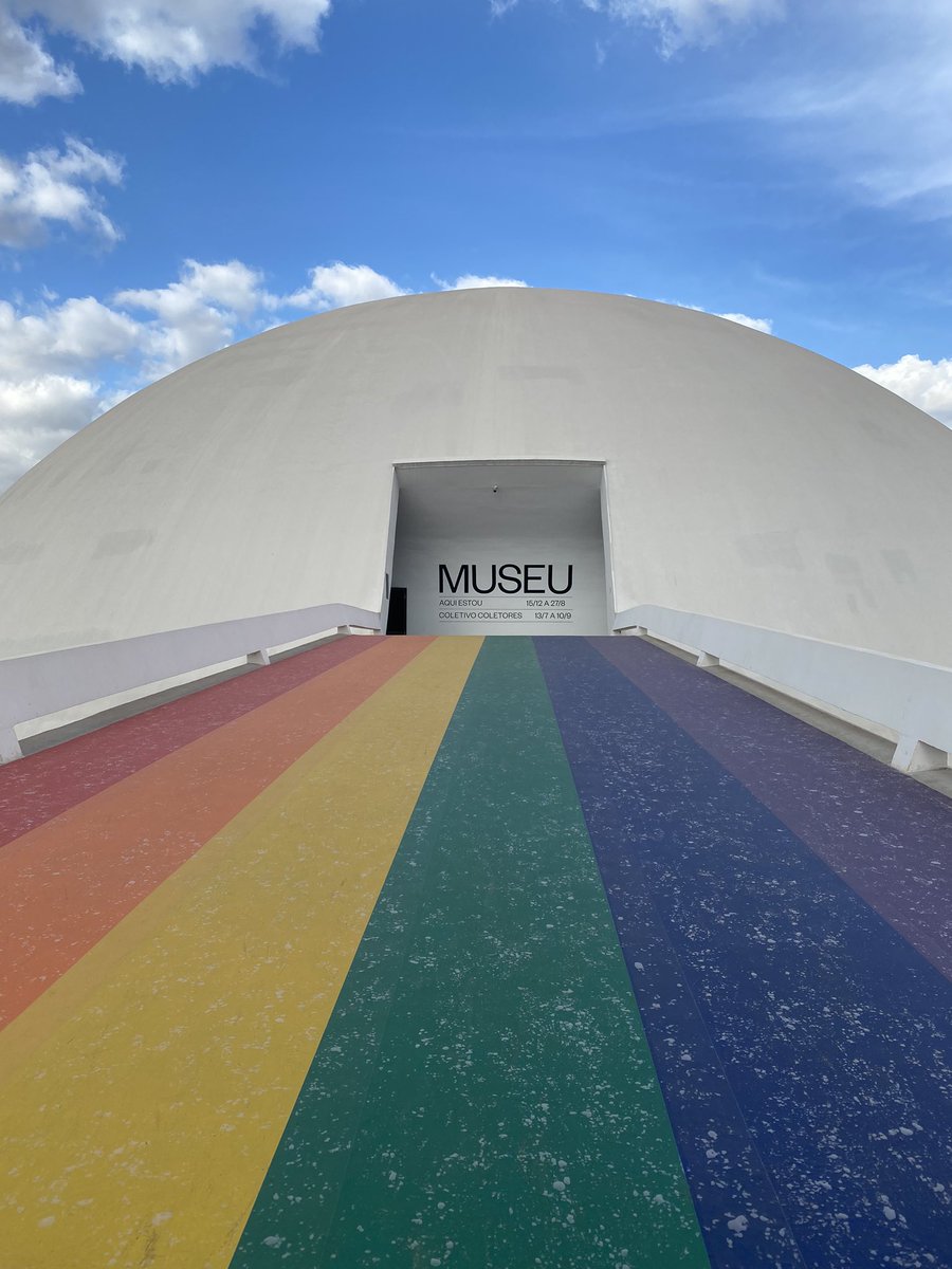 semiramis_glez's tweet photo. “Los museos no son neutrales. Nunca lo han sido y nunca lo serán. No están separados de su contexto social e histórico. (…) Para cumplir sus misiones y servir a la mejora de las sociedades, los museos no necesitan ser neutrales.”

Suay Aksoy https://t.co/TsPmLPW0kY
