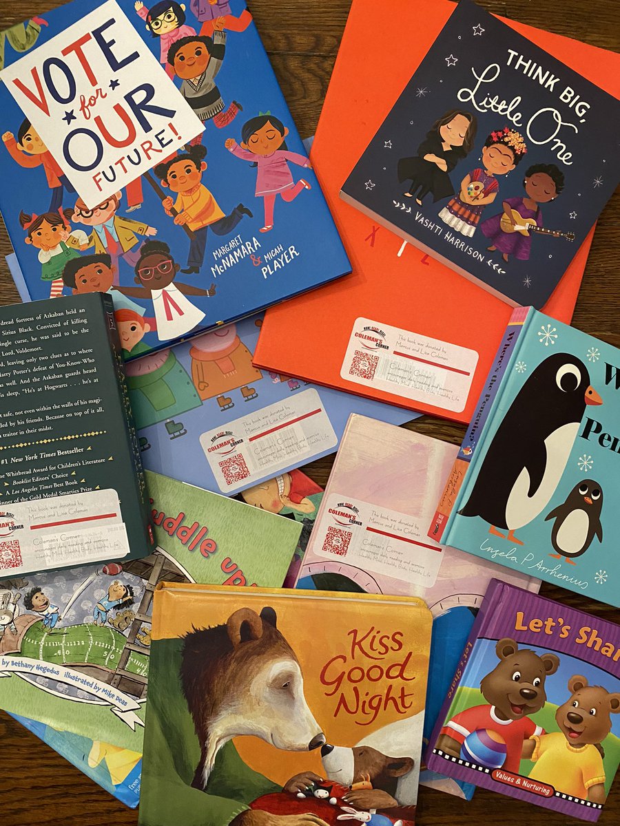 ColemansCorner1's tweet photo. We had the opportunity to donate books to the little library located in the Brooks community 📚📚

If you’re in the area stop by to borrow a book donated by Coleman’s Corner 📖 

Let’s take our children to far away places by reading to them!
READING IS POWER
#RunReadRise https://t.co/LYBJXivr4G