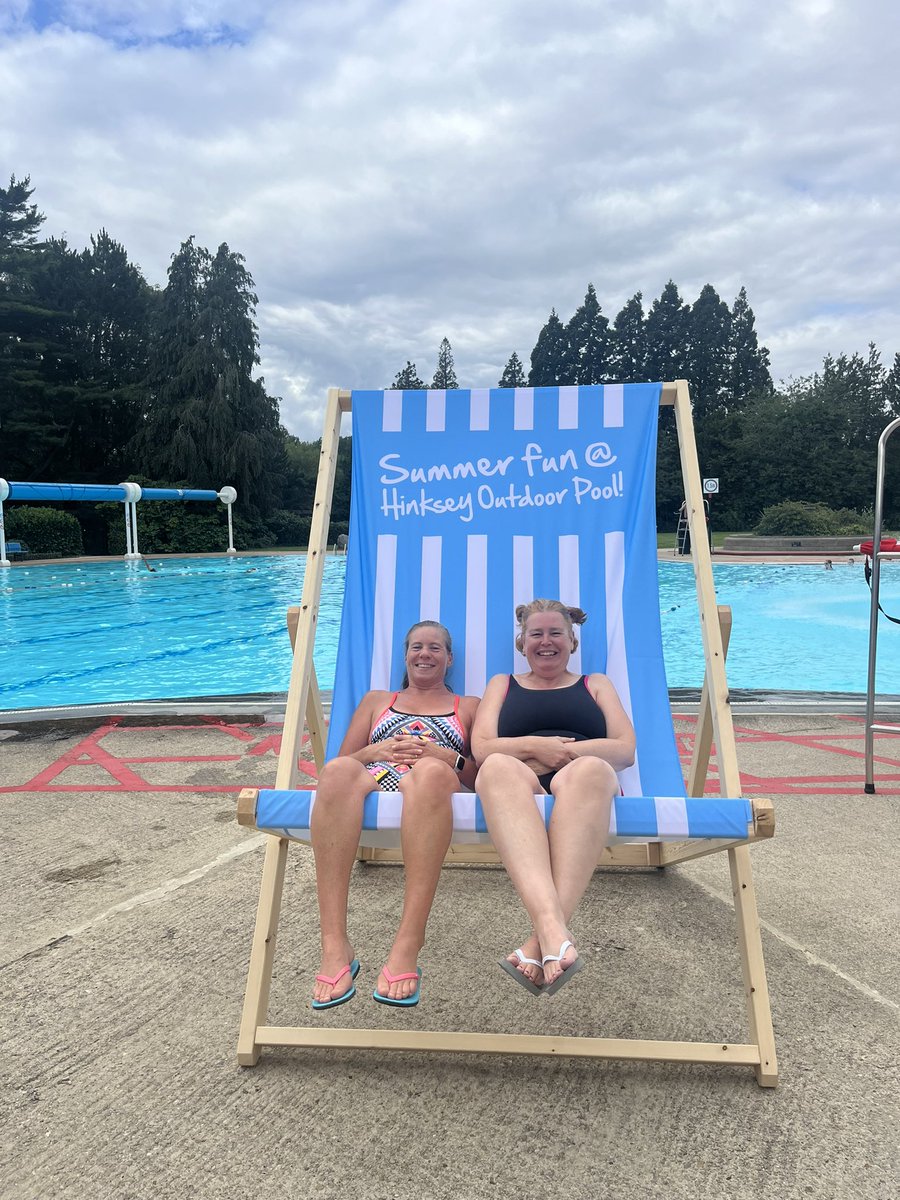 💦 SUMMER FUN AT HINKSE💦

Join us for a summer of sun and have your photo taken on our giant deck chair! ⛱️ ☀️ 

BOOK YOUR SESSION NOW➡️ fusion-lifestyle.com/centres/hinkse…