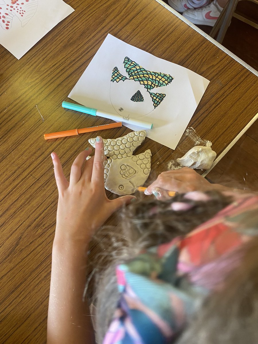 NMPinkney's tweet photo. Another amazing week with CREATE club doing sea / beach themed art. Check out our friendly orca family and our clay fish! Next one… Christmas 😆 #CREATEClub https://t.co/gimlEiS1hL