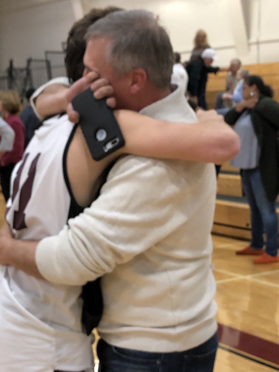 Senior Parents Do this at your last Travel Game this week

Hug ur baby. Tell her how much you loved watching her play, thank her for the memories, and tell her U ❤️her

Trust me U will miss this time. Make it special. Nothing else matters but your relationship 👏

Please share!❤️