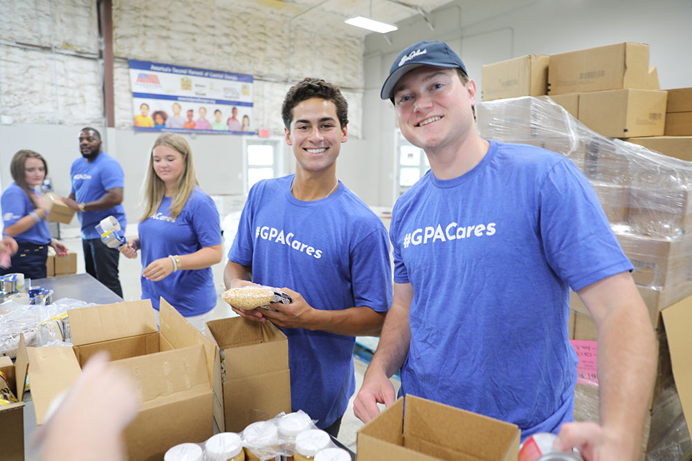Our first #GPACares volunteer event at America's Second Harvest of Coastal Georgia (@helpendhungerga) was a huge success! Team GPA packed 978 boxes of food (that's nearly six pallets). 

The Georgia Ports Authority is committed to giving back to our community.