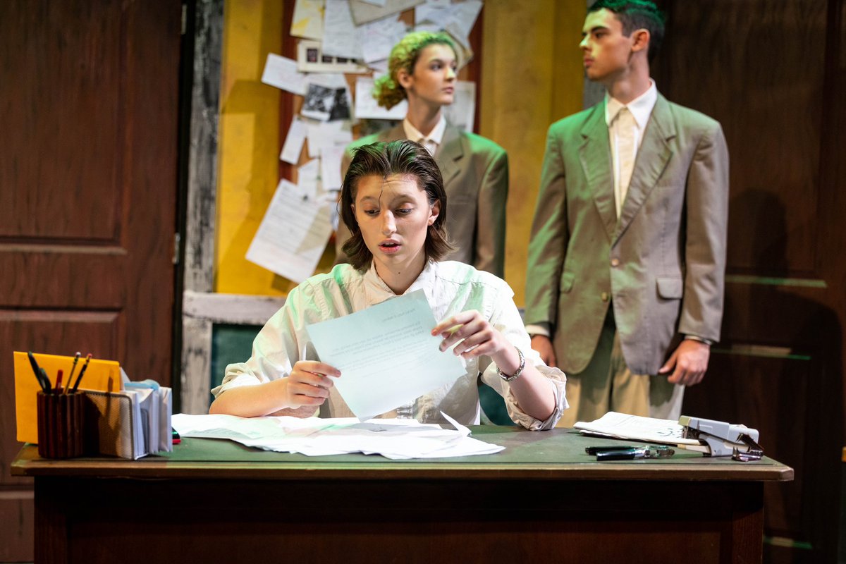 📣 It’s opening night for The Memo! 

🌀 The Summer Youth Theatre program opens The Memo tonight, a dark comedy that parodies bureaucracy and conformity. 

Opening night is TONIGHT at 8pm

🎟️ TICKETS the-vortex.my.salesforce-sites.com/ticket#/events…

📸 Photos by Errich Peterson