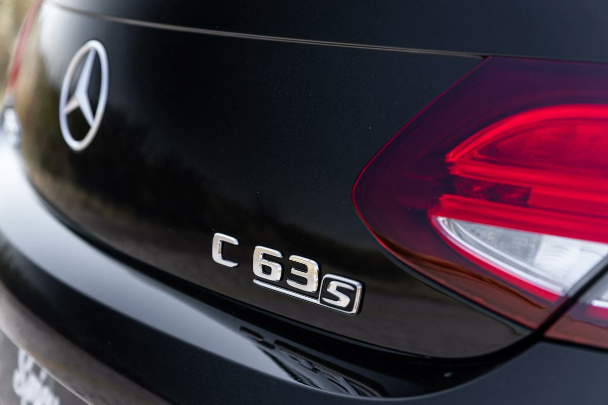 SpicyMotor's tweet image. Que diriez vous d&apos;une balade à bord de ce sublime C63S préparé par Gad-Motors et délivrant pas moins de 720ch ? 
Félicitation à notre heureux acheteur ! 

Si vous ne voulez pas rater les prochaines occasions, c&apos;est ici qu&apos;il faut se rendre : spicymotor.fr