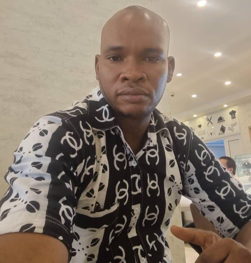 La meilleure chose qui me soit arrivée dans la vie est de m’aimer moi-même, souhaite-moi un joyeux anniversaire mes amis !
#Kibaro