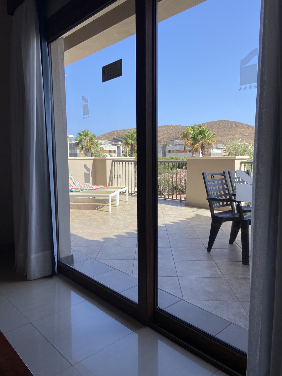 Jane Mackay tweet media