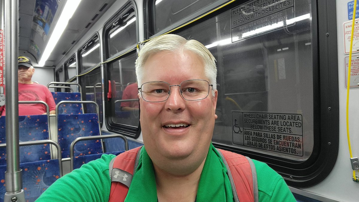 MRC_SLC's tweet photo. Rode @rideVRT to the airport! :) https://t.co/zv7rZd9BLh