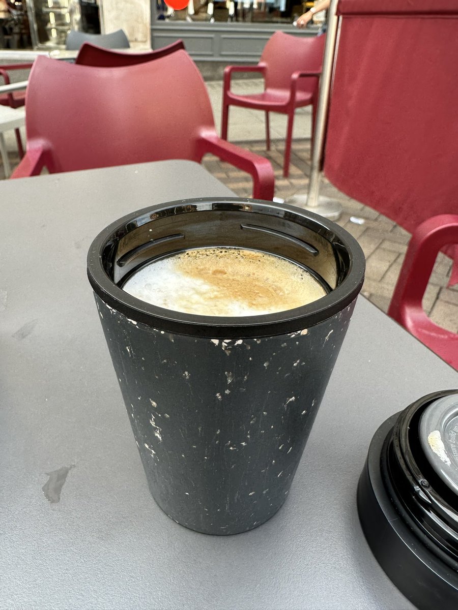 DrMo_Malik's tweet image. .In love with my @Circularandco reusable coffee cup. No to single-use plastic products (SUPs) #doingourbit for #sustainabledevelopment TY @drjwakefield ☕️