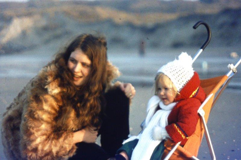 Gefeliciteerd lieve, mooie mams @DeCarien. #75