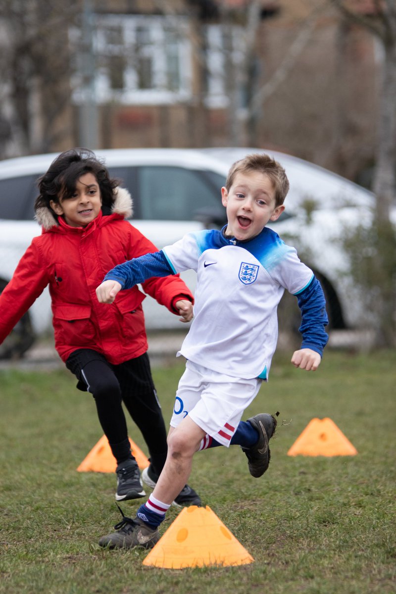 futsal-elite.co.uk/product/ruts-s…

Super Saturday for ages 4+ 👶 Get your little one to fall in ❤️ with ⚽️