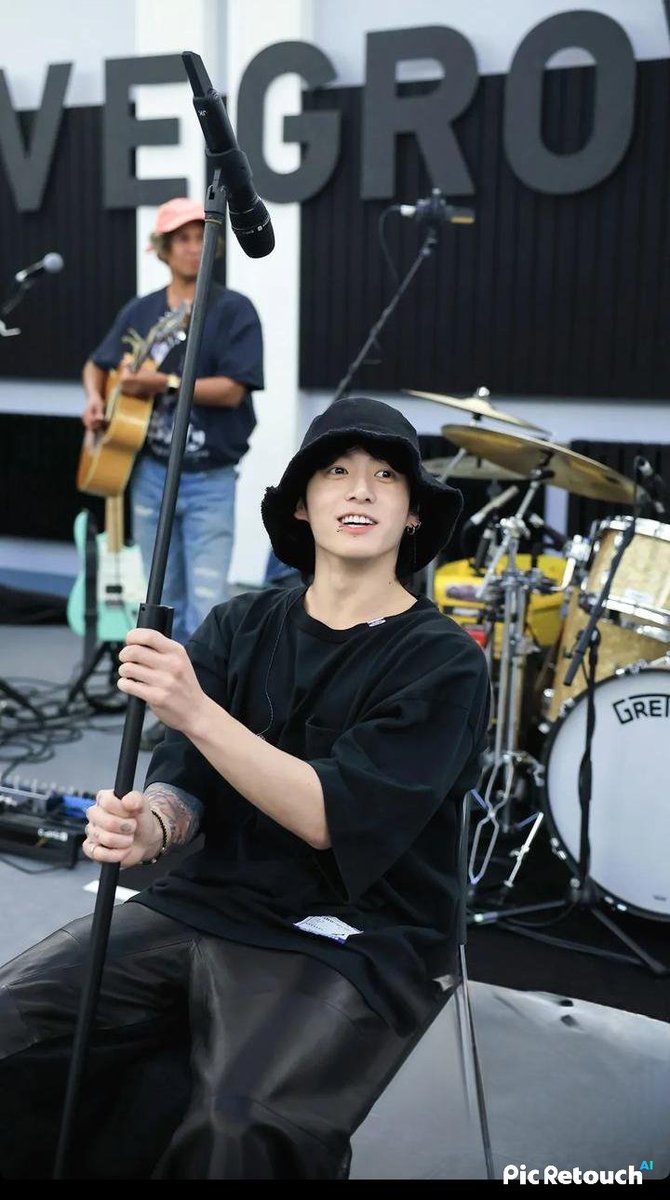 BackTheSoul's tweet photo. 📌Atualização no storys da conta oficial do BTS no Instagram 

Jungkook durante o ensaio para o "Live Lounge da BBC Radio 1"

#BTS ||© bts_bighitofficial || 💌 https://t.co/gNhKysSc4h