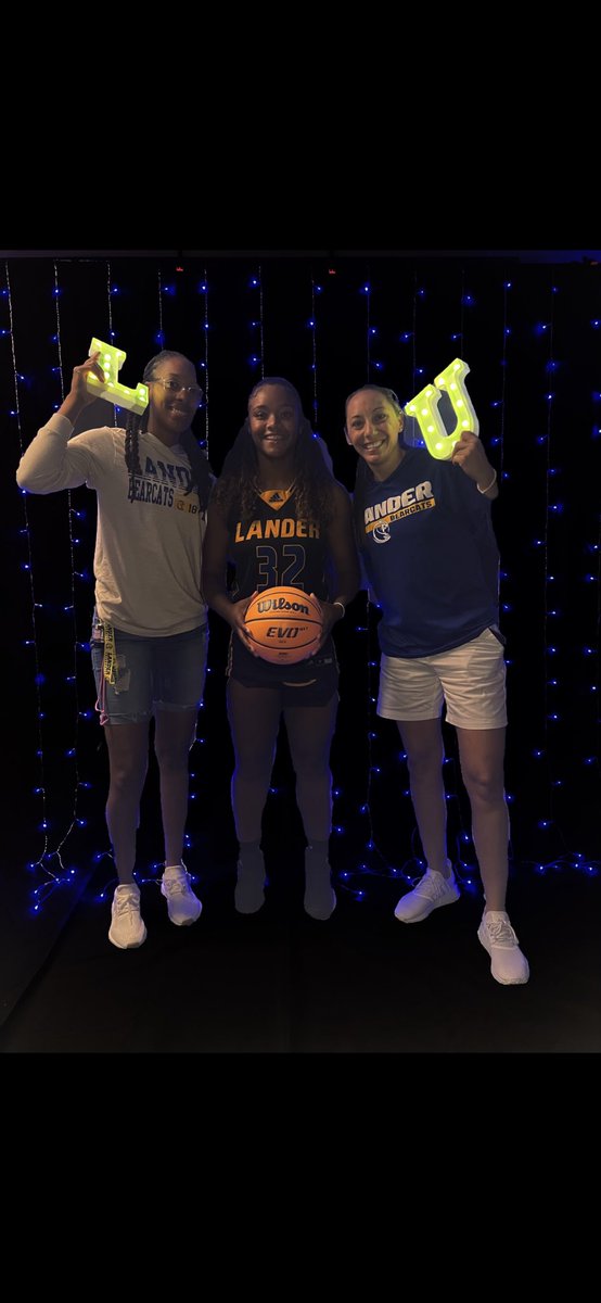 After a great phone call and visit with @CoachStephG and @CoachTrice21 I am excited to announce I have received a offer from Lander University! @LanderWBB go Bearcats !! @WorldExposureWB @InsiderExposure @2024_lady