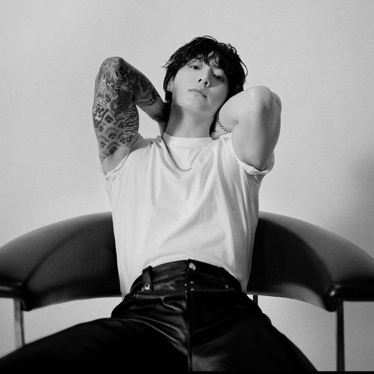 btsbrasil_on's tweet photo. [CHART] ‘Seven (feat. Latto)’, do JUNGKOOK (@BTS_twt), tornou-se a música de um cantor sul-coreano com o maior tempo de permanência em 1º lugar no Spotify Global.

O single esteve 7 dias consecutivos em 1º lugar no chart global da plataforma e estreou em 1º lugar chart global (+) https://t.co/MKSPtUZHvk