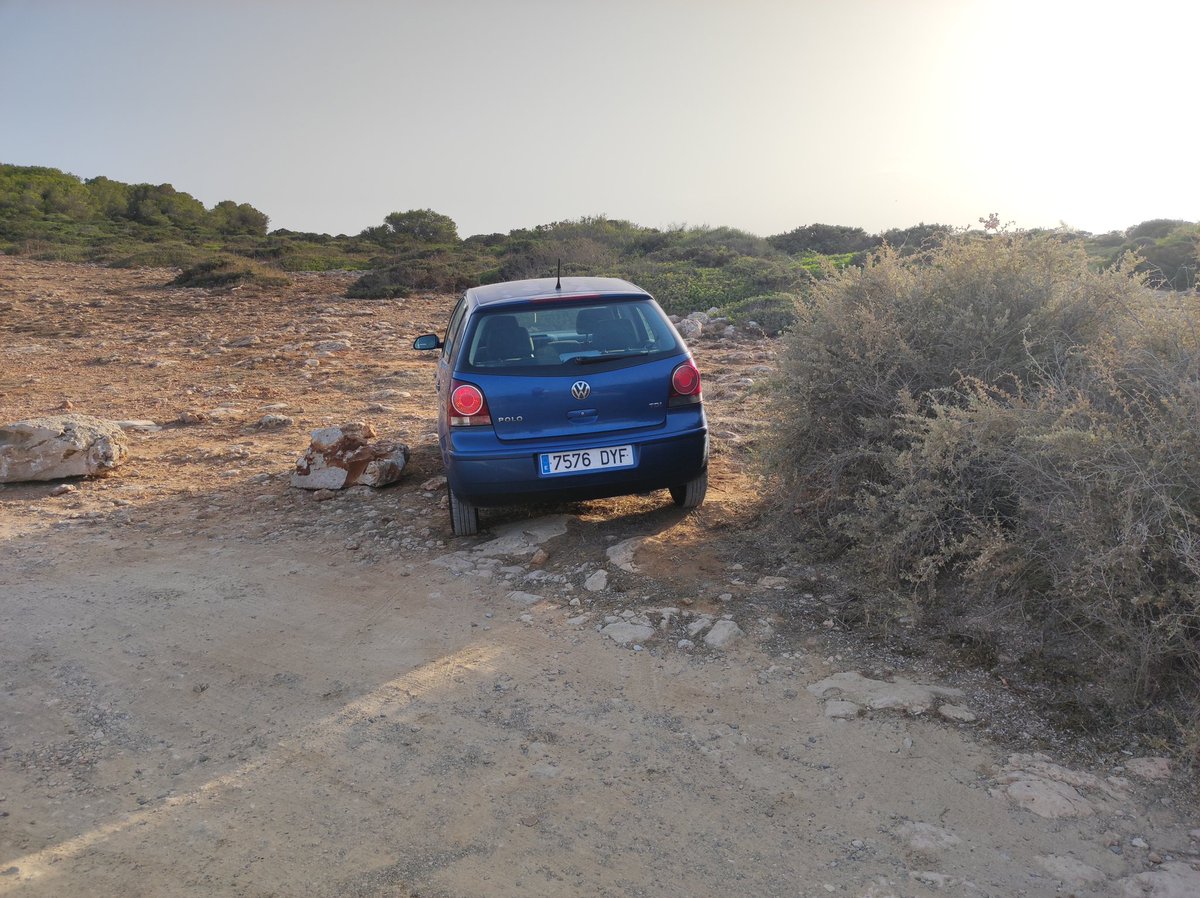 Pau Mas Aloy (@paau_mas) on Twitter photo Aquestes fotos són de fa dos dies, però cada dia que he anat a s'Algar he trobat cotxes així. Val més tenir el camí així que com ho teníem abans, però crec que és ben hora de tancar definitivament el camí. <a href="/AjFelanitx/">Ajuntament Felanitx</a> Aquestes fotos són de fa dos dies, però cada dia que he anat a s'Algar he trobat cotxes així. Val més tenir el camí així que com ho teníem abans, però crec que és ben hora de tancar definitivament el camí. <a href="/AjFelanitx/">Ajuntament Felanitx</a>