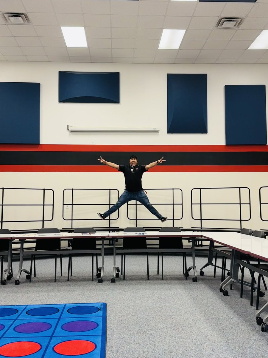 The Band room is ready to welcome all our Panthers!!!🐾🎶🎸🥁🎹🎺🎻🎵 #CTWPanthers #ClintISD100