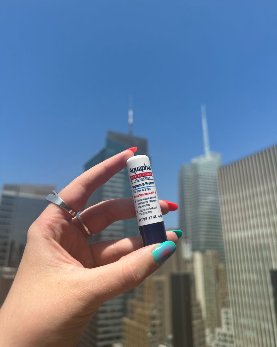 AquaphorUS's tweet photo. Sunshine, blue skies, &amp; Aquaphor Lip Repair + Sunscreen are in your forecast ☀️

Our Aquaphor Lip Repair Stick + Sunscreen is formulated with nourishing vitamins &amp; Shea Butter &amp; includes Broad Spectrum SPF 30 sunscreen so you can help keep your lips looking healthy and protected. https://t.co/wwcL0I5arW