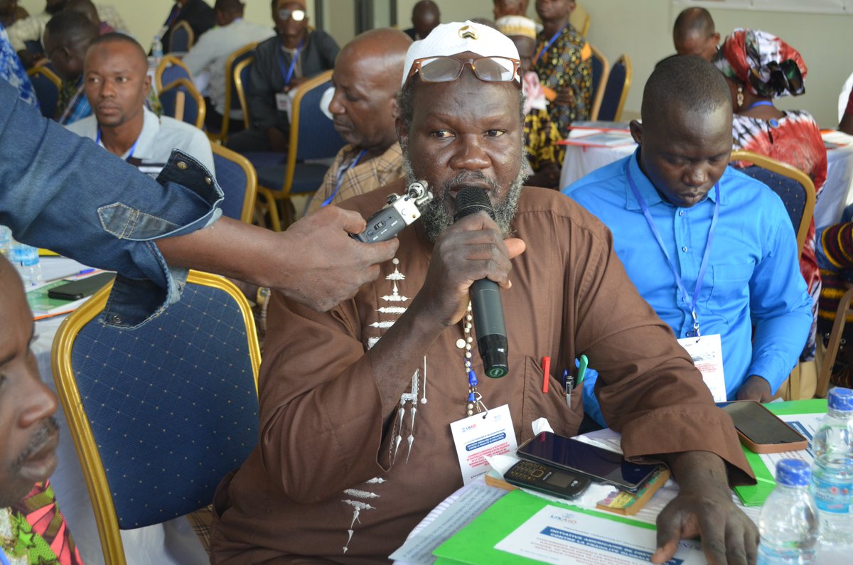ndicotedivoire's tweet photo. Ce 21 juillet, à Korhogo, le Directeur du @ndiafrica et la @Presidenceci ont procédé à l'ouverture d'une conférence régionale sur la résilience communautaire face à la menace sécuritaire.
Pendant 2 jours, les leaders religieux 🇨🇮🇲🇱🇧🇫 tireront le meilleur de leurs expériences. https://t.co/lilpCiCcwB