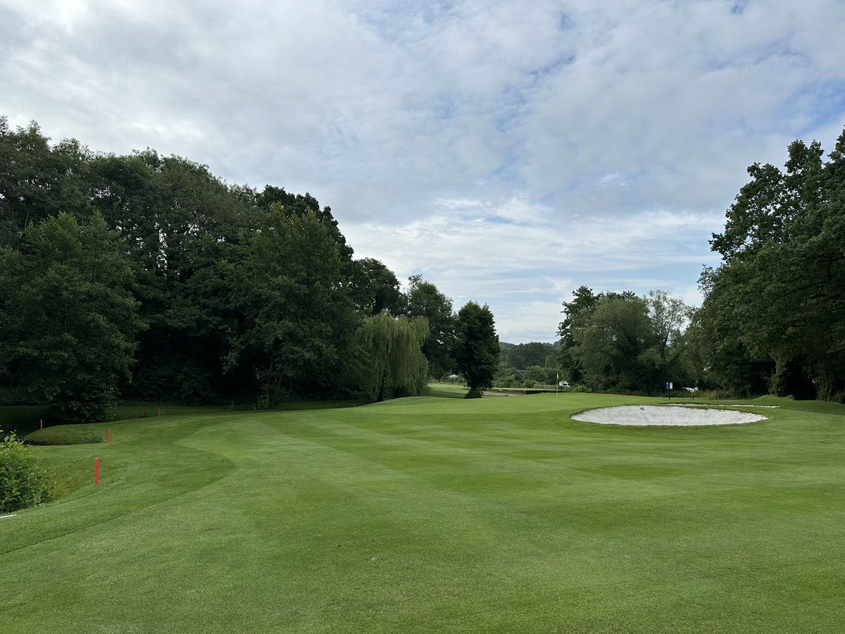 JamharrisonJh's tweet photo. Big set up today for the Barrett Homes Charity day 
Top effort as always by the team 💪🏽 
#golfcoursemanagement #golf #pure https://t.co/3eI6TslfHn