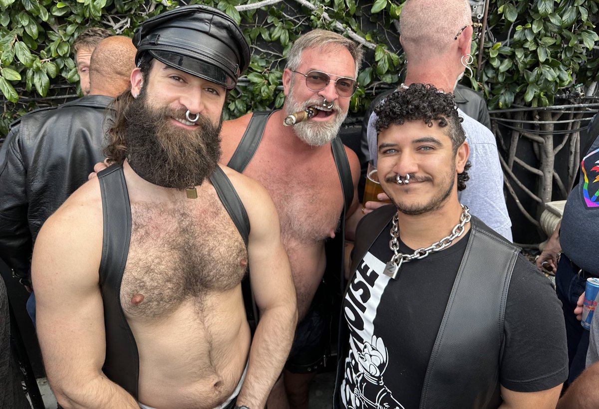Have I mentioned lately how much I love <a href="/JulianFelixC/">On My Thique Sh**</a>? 🥰🥰🥰