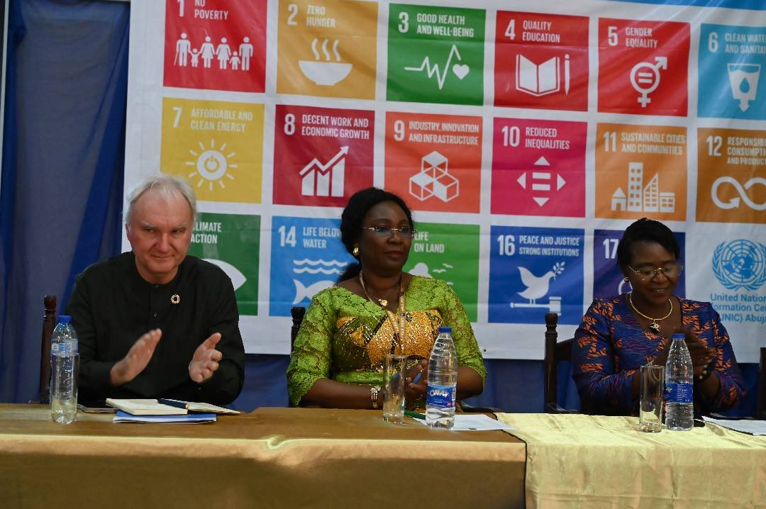 matzschmale's tweet photo. Lagos State University @LASUOfficial launched its SDGs Youth Club today; already has 800 members! Great to connect to  energies &amp; excitement of students committed to promoting #Agenda2030 and #SDGs. Young people leadership &amp; full engagement vital for achievement of SDGs! https://t.co/tTxS6nqNVE