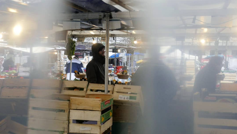 Marie_Boetti's tweet photo. Souvenirs de mes premiers cours de photographie au marché d'Aligre à Paris en 2020📷 #photography #Paris https://t.co/69lz6JXRpy