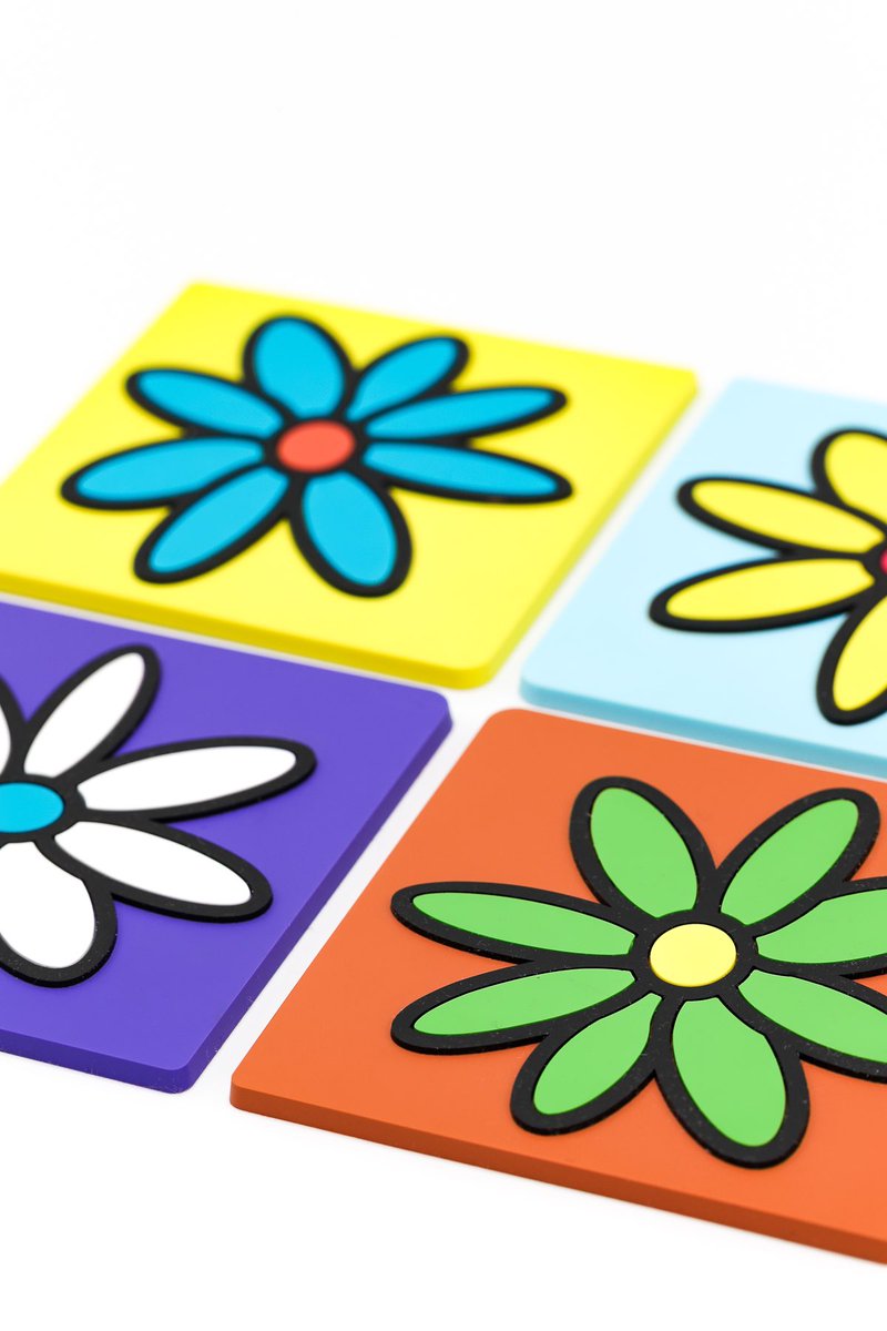 PericoLimited's tweet image. Now available on PericoLimited.com

Our De La Soul inspired coaster set is now up online OR swing by @TheBronxBrewery at 6pm &amp;amp; get it today! 

Free S&amp;amp;H using promocode: “FGFG” at checkout • #PLTD #FeelGoodFriday 🎱🗽🔌