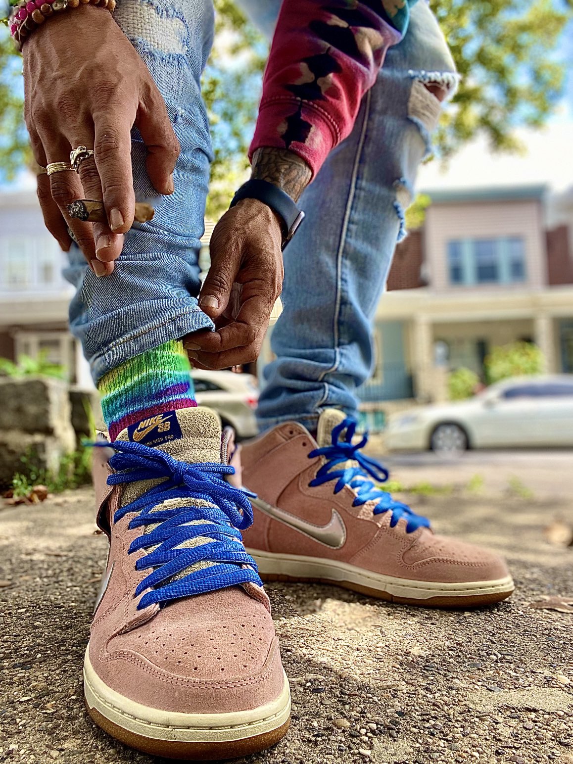 Forgive My Solez on X: Hello my PEPOOOO 🙌🏾 #KOTD ⁦@Nike⁩ SB Dunk High  ⁦@cncpts⁩ 'When Pigs 🐷 Fly' ⁦@BlendsPoetic⁩ socks 🧦, Hoodie 🦺 u0026amp;  shirt 👕 😮u200d💨🔥 After storm u0026amp; cold