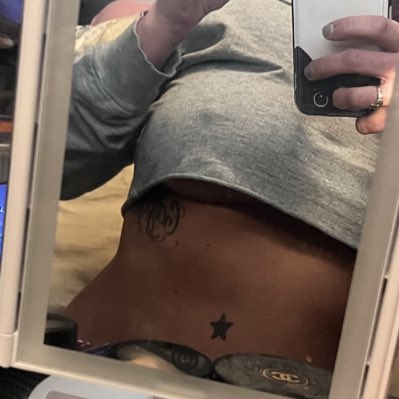 Willow Benz’s pics and videos