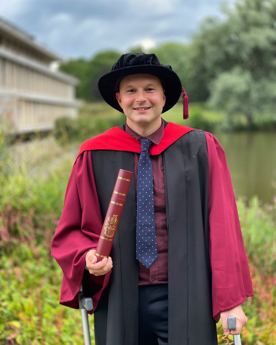 Graduated (on crutches) yesterday, which concludes the final chapter of my PhD #phdone 👨🏼‍🎓 
<a href="/Uni_of_Essex/">University of Essex</a> <a href="/EssexPsychology/">EssexPsychology</a>