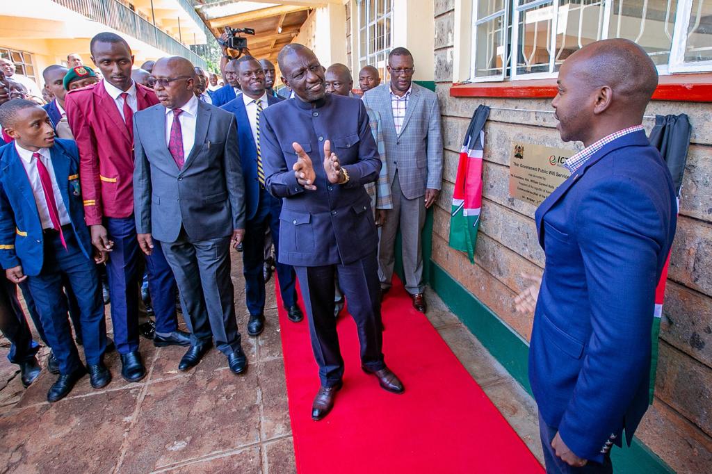 ICTAuthorityKE's tweet photo. The President was accompanied by CS @EliudOwalo Education CS, Hon Ezekiel Machogu , Kiharu MP  Hon @NdindiNyoro ,@ICTAuthorityKE  CEO @KamanguyaS  and other leaders from the Region. https://t.co/ixJgYLUlR4