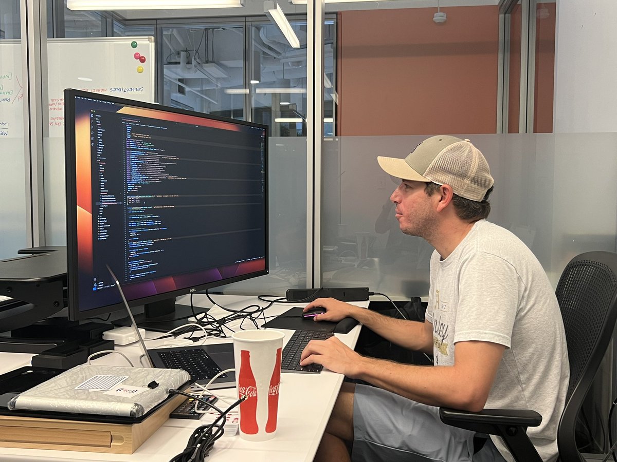 notontilt09's tweet image. Monday:  win main event

Friday:  back in the office