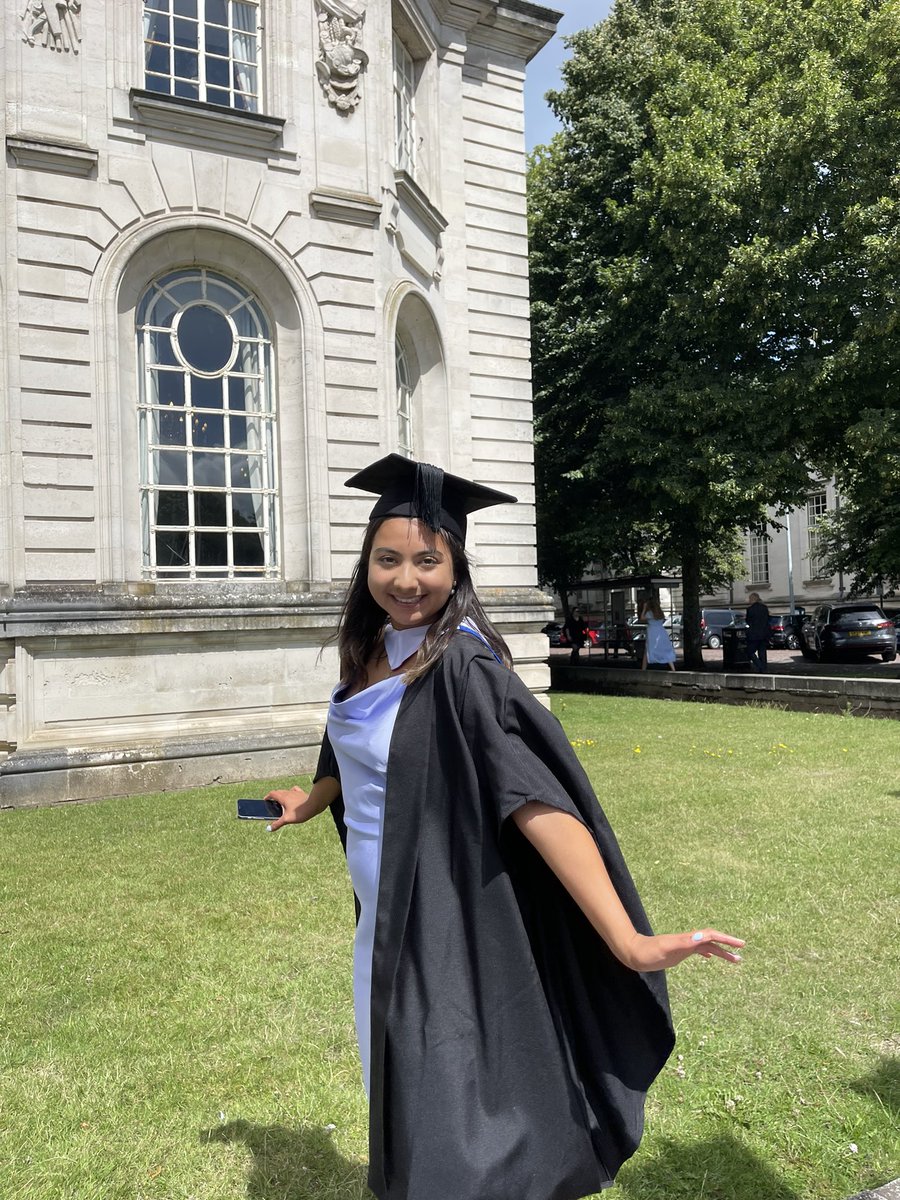 newsroomgirl's tweet image. Busy week with the highlight being DD graduating as a doctor! #cardiff #medics2023 #CardiffGrad