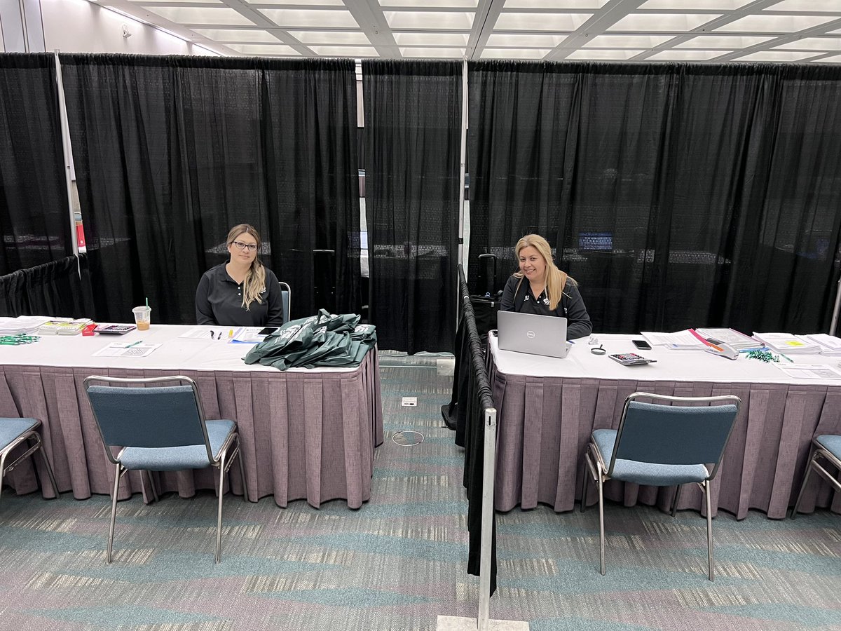 CalCAPA's tweet image. Come on out to the LACC for the L.A. Water Bill Assistance Expo! 

On-site case managers can help in filling out applications for #LIHWAP assistance 💧

@LADWP @GoldenStateH2O