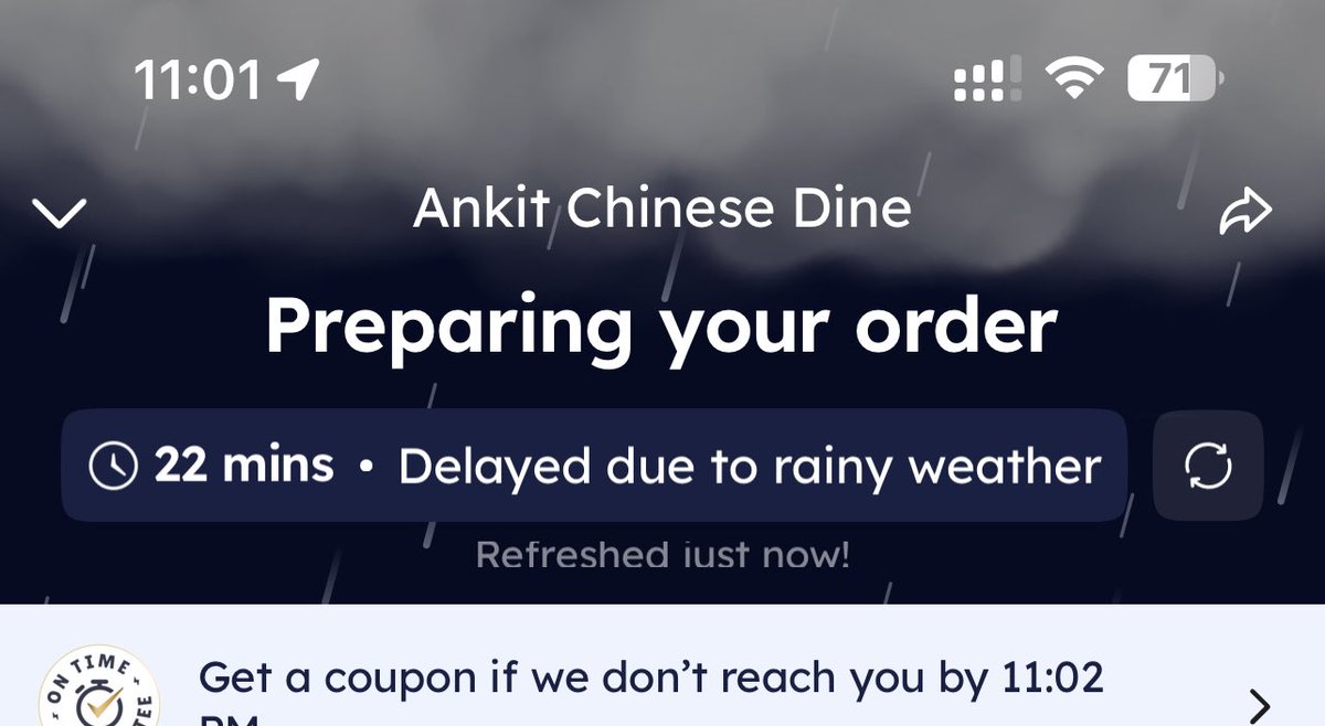 SHiteshofficial's tweet photo. @zomatocare My order is ready from last 45 minutes, Pfa restaurant owner sent me the photo of the same, however still it is showing 22minuts ‘preparation the order’, when called ur rider,he said he is changing his vehicle battery,is this the way ur riders work?I want compensation https://t.co/gXb6oyh3I4